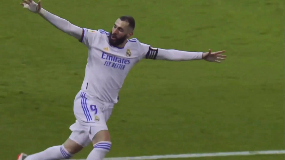 Karim Benzema - Fondo en Movimiento para PC, Android & iPhone