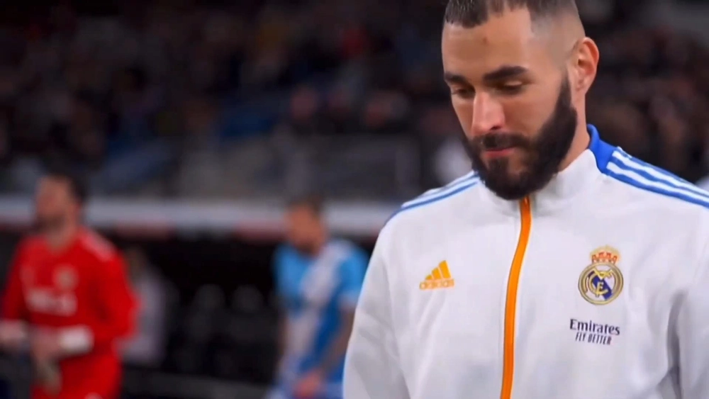 Karim Benzema - Fondo de Pantalla Animado para PC, Android & iPhone
