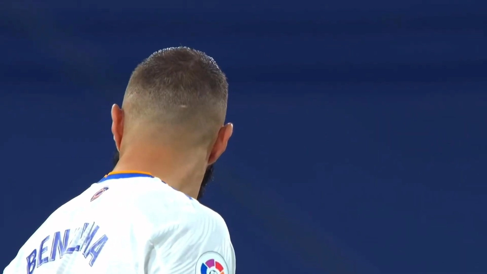 Karim Benzema Real Madrid - Fondo de Pantalla Animado para PC, Android & iPhone