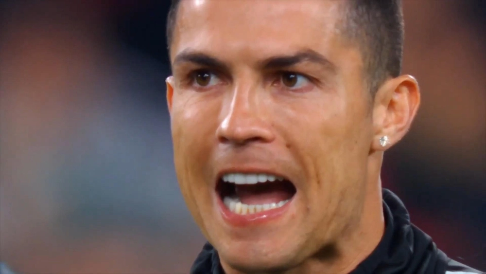 Cristiano Ronaldo - Fondo de Pantalla Animado para PC, Android & iPhone