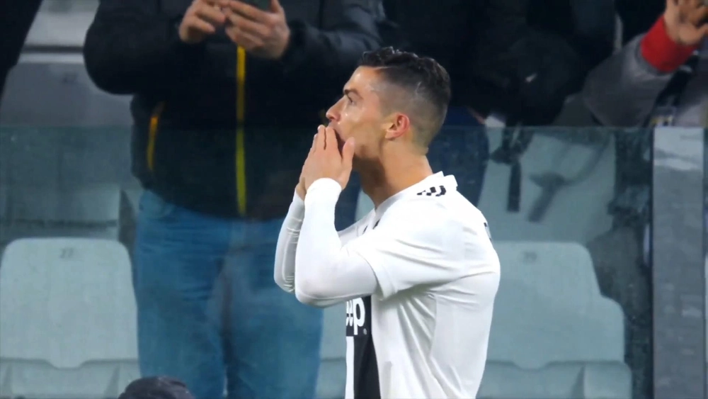 Cristiano Ronaldo - Fondo en Movimiento para PC, Android & iPhone