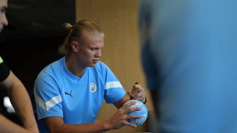 Erling Haaland - Fondo de Pantalla En Movimiento para PC, Android & iPhone