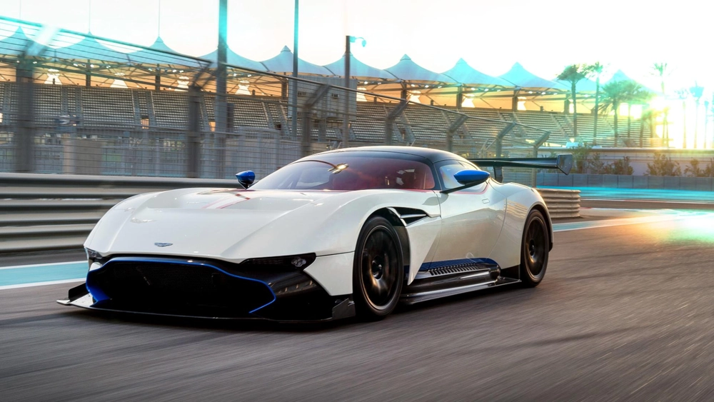 Aston Martin - Fondo de Pantalla En Movimiento para PC, Android & iPhone