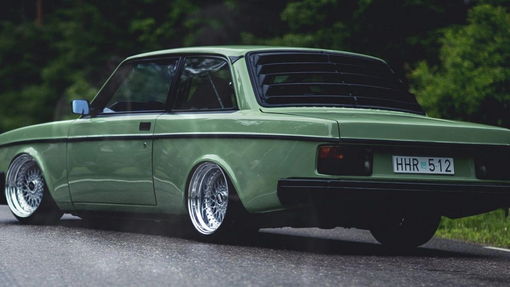 Volvo - Fondo de Pantalla En Movimiento para PC, Android & iPhone